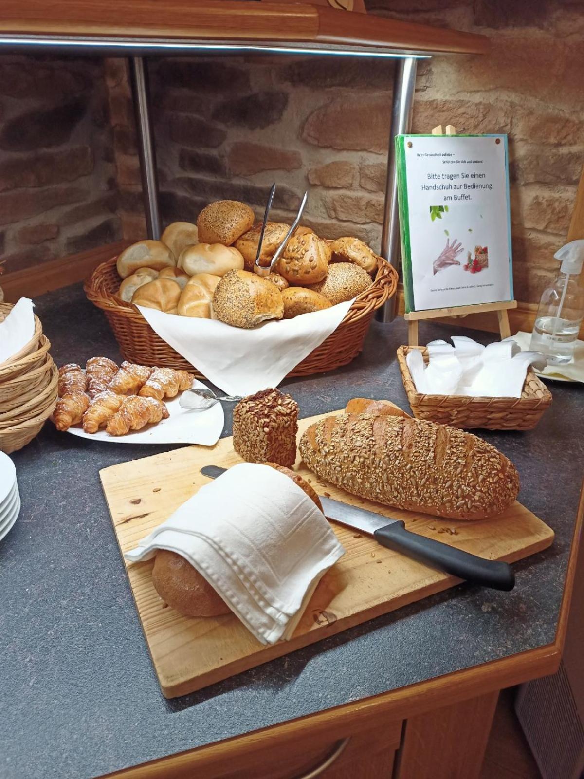 Hotel - Gasthof Erber Sinzing Екстериор снимка