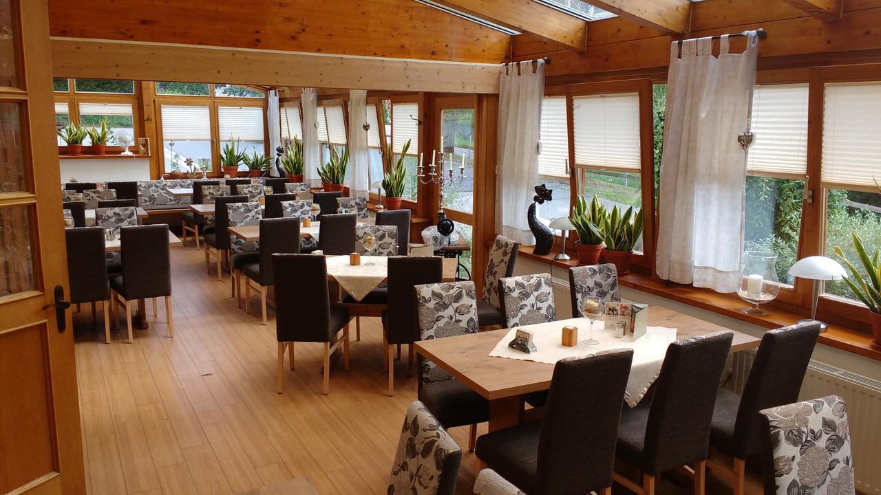 Hotel - Gasthof Erber Sinzing Екстериор снимка