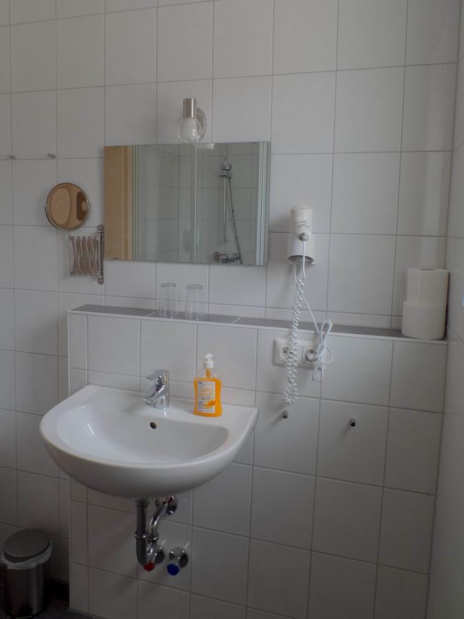 Hotel - Gasthof Erber Sinzing Екстериор снимка