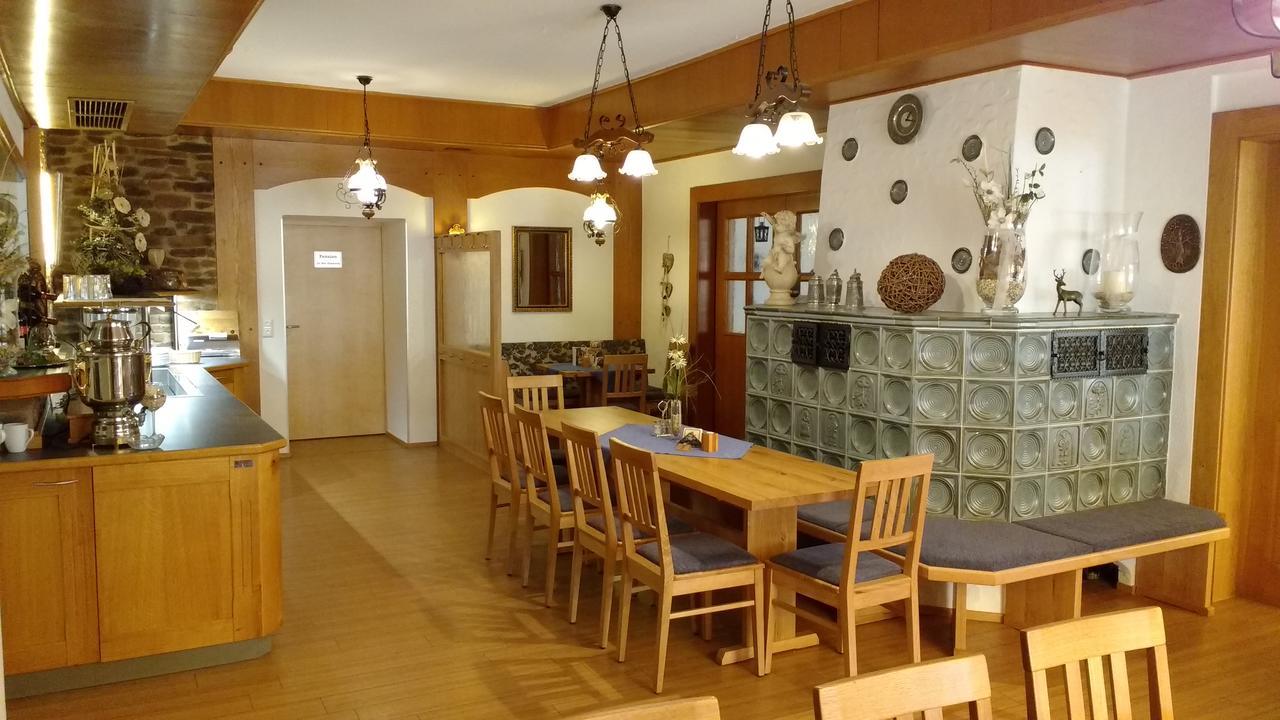 Hotel - Gasthof Erber Sinzing Екстериор снимка